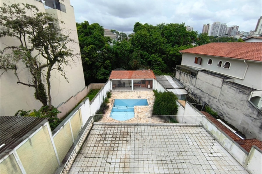 Sobrado à venda com 4 suítes em Santana, São Paulo, SP