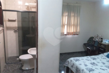 Sobrado à venda com 4 quartos em Vila Verde, São Paulo, SP