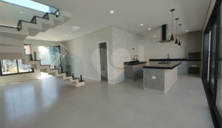 Casa à venda com 3 suítes no condomínio Terras de São Francisco, Sorocaba - SP