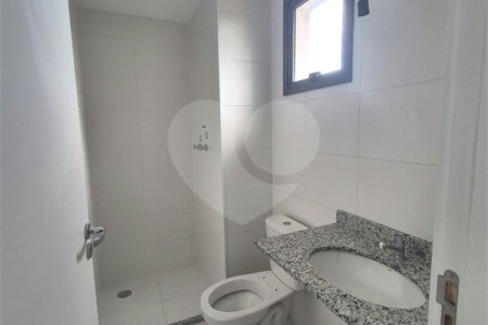 Apartamento à venda com 3 quartos, sendo 1 suíte, em Vila Anastácio, São Paulo, SP