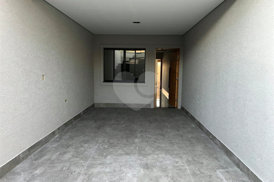 Sobrado à venda com 3 quartos, sendo 1 suíte, em Jardim Maristela, São Paulo, SP