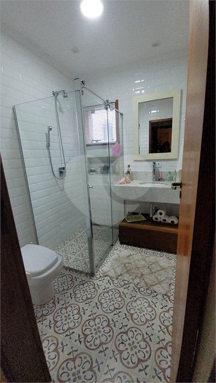 Sobrado à venda com 4 quartos, sendo 2 suítes, no Centro, Mairiporã, SP