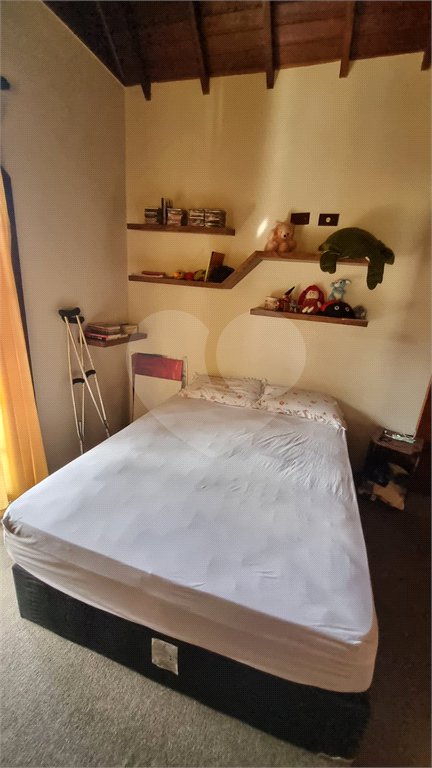Casa à venda com 4 quartos, sendo 2 suítes, no condomínio Aruã Eco Park, Mogi das Cruzes - SP