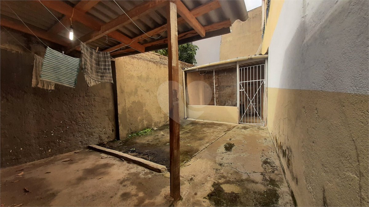 Casa à venda com 3 quartos em Vila Bertioga, São Paulo, SP