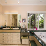 Casa à venda com 4 suítes no condomínio Alpes da Cantareira, Mairiporã - SP