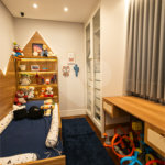 Apartamento à venda com 5 quartos, sendo 4 suítes,  em Parque Reboucas, São Paulo, SP