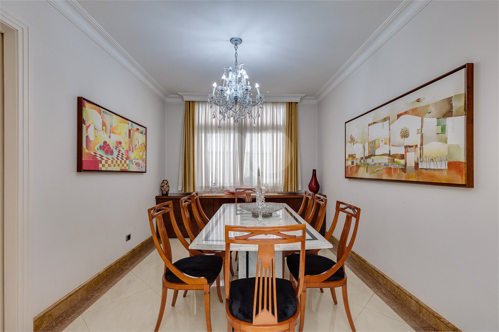 Casa à venda com 2 suítes em Alto da Boa Vista, São Paulo, SP