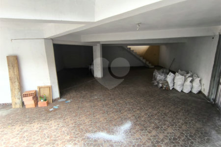 Sobrado à venda com 3 quartos, sendo 1 suíte, em Jardim Umarizal, São Paulo, SP