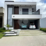 Casa à venda com 3 quartos, sendo 1 suíte,  no condomínio Residencial Mantova, Indaiatuba - SP
