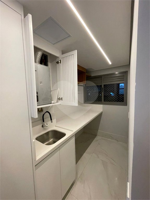 Apartamento à venda ou para alugar com 3 quartos, sendo 1 suíte, em Barra Funda, São Paulo, SP
