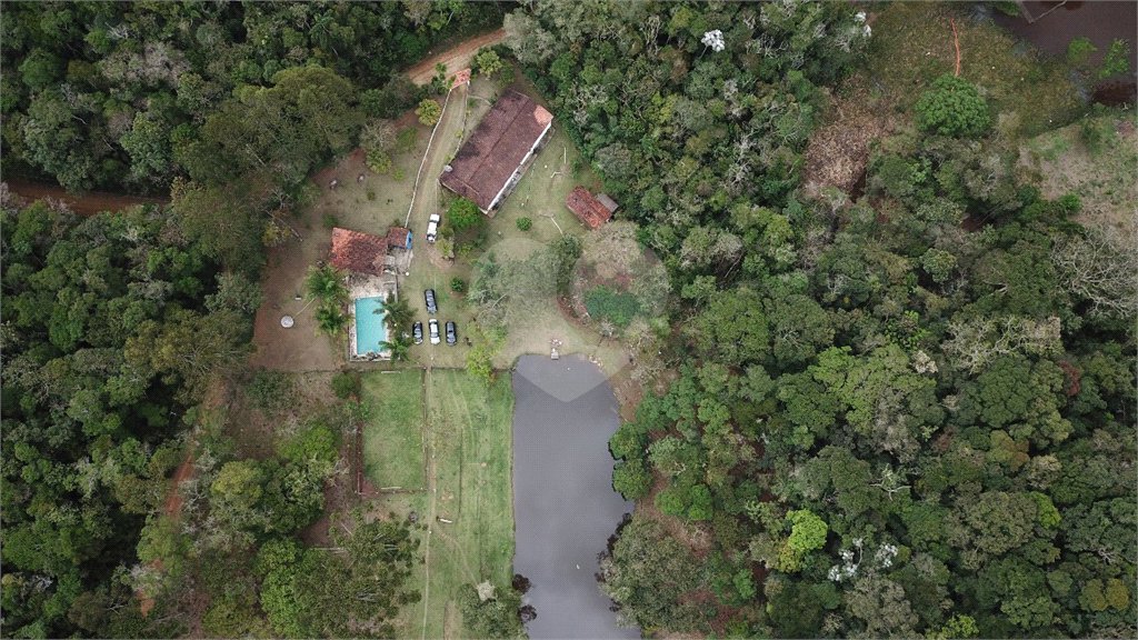 Sítio à venda com 2 quartos, sendo 1 suíte, no Centro, Salesópolis, SP
