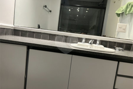 Apartamento à venda com 4 quartos, sendo 2 suítes,  em Paineiras do Morumbi, São Paulo, SP