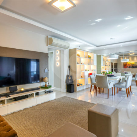 Apartamento à venda com 3 quartos, sendo 1 suíte, em Chácara Santo Antônio, São Paulo, SP