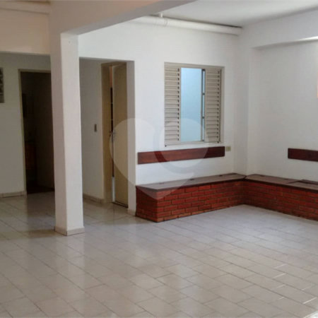 Sobrado à venda com 3 quartos, sendo 1 suíte, em Jaguaré, São Paulo, SP