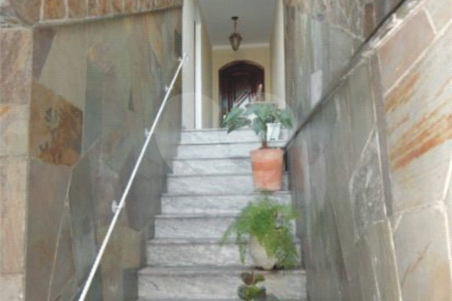 Sobrado à venda com 4 quartos, sendo 1 suíte,  em Tucuruvi, São Paulo, SP