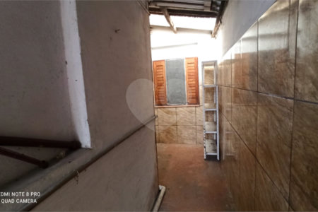 Casa à venda com 6 quartos em Jardim Oriental, São Paulo, SP