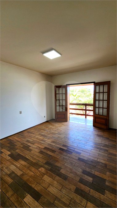 Sobrado à venda com 4 quartos, sendo 2 suítes, em Jardim Primavera, Araraquara, SP