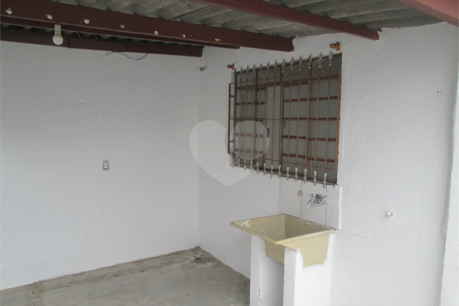 Casa Térrea à venda com 2 quartos em Parque Peruche, São Paulo, SP