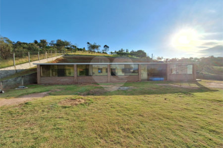 CHÁCARA DOS SONHOS – CONFORTO, ESPAÇO E ACABAMENTO DE ALTO PADRÃO