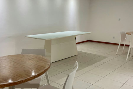 Cobertura à venda com 4 suítes em Ponta Verde, Maceió, AL