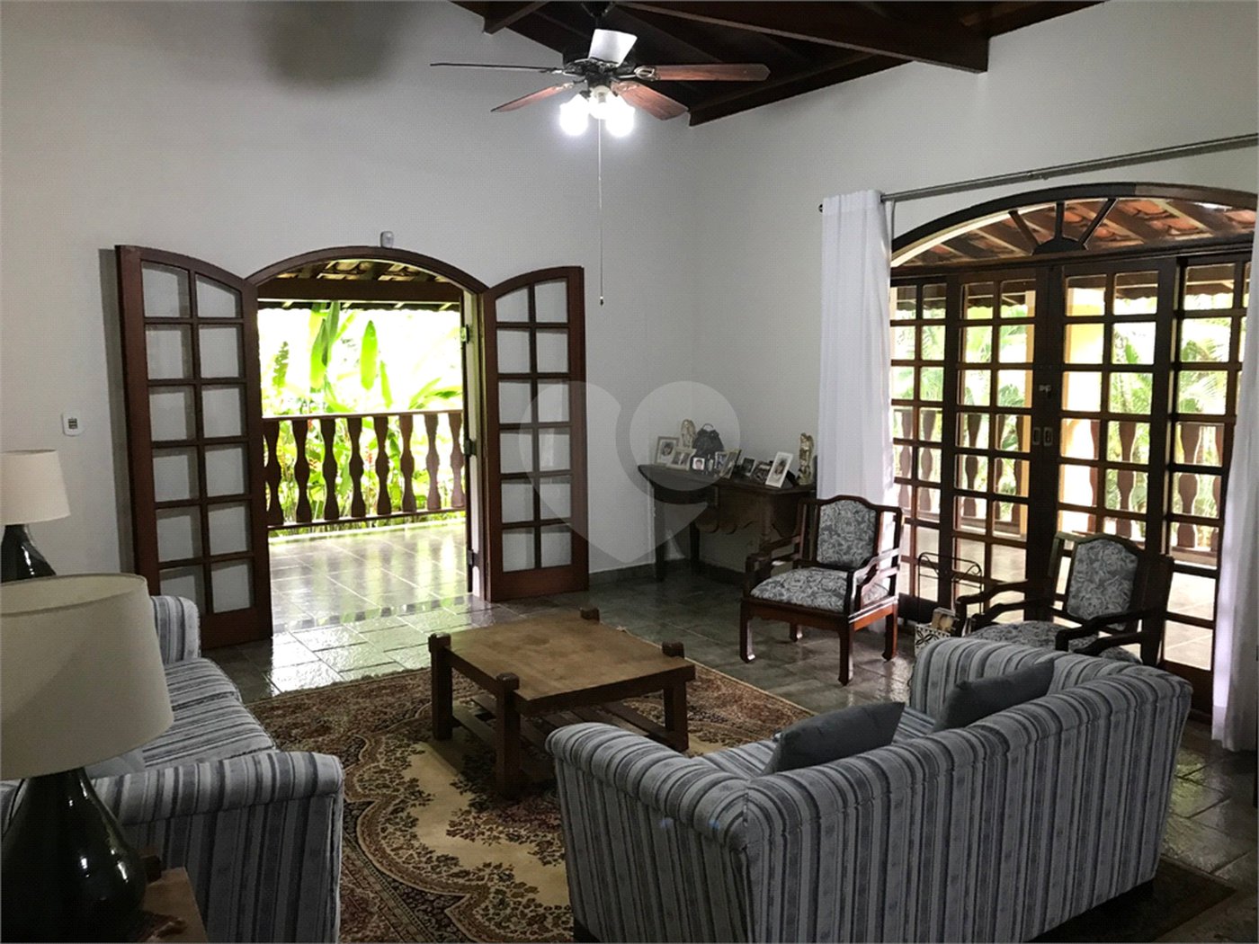 Casa à venda com 5 quartos, sendo 3 suítes, em Recanto das Flores, Indaiatuba, SP