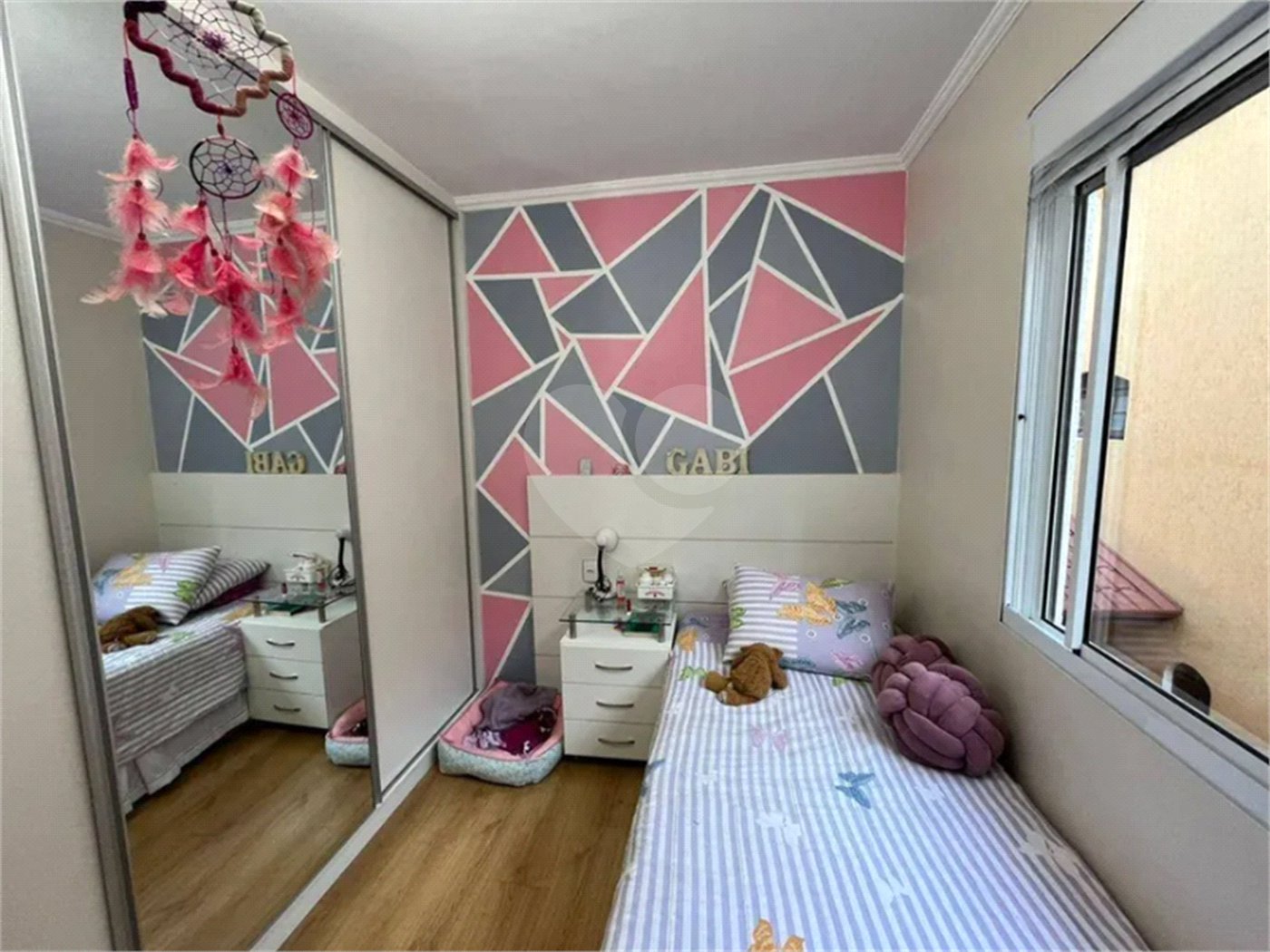Sobrado à venda com 3 quartos, sendo 1 suíte, em Jardim Pinheiros, São Paulo, SP