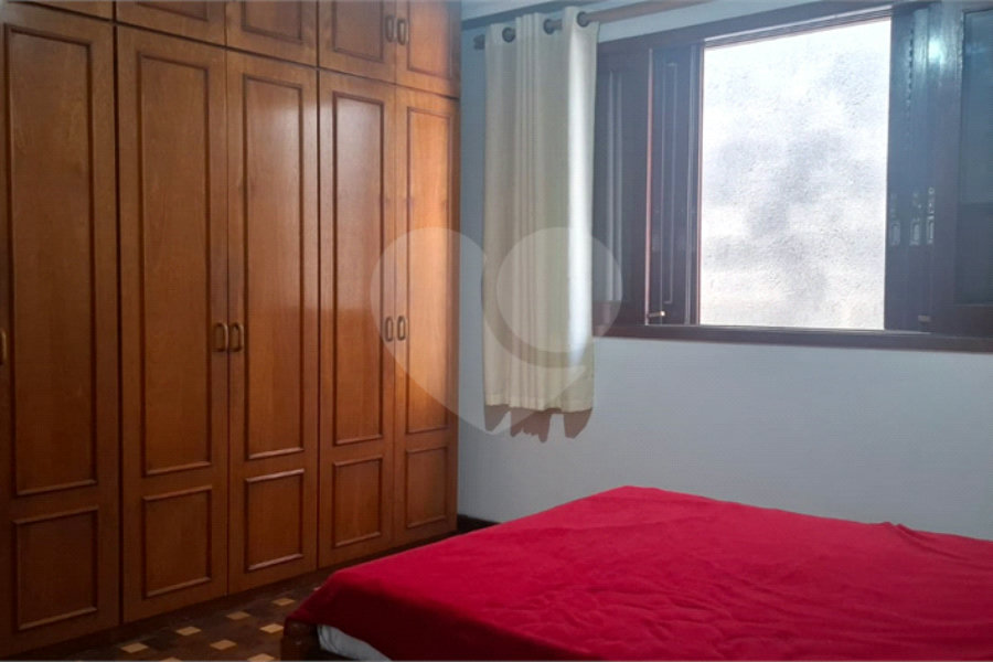 Casa à venda com 4 quartos, sendo 3 suítes, no Brasilândia, São Paulo, SP