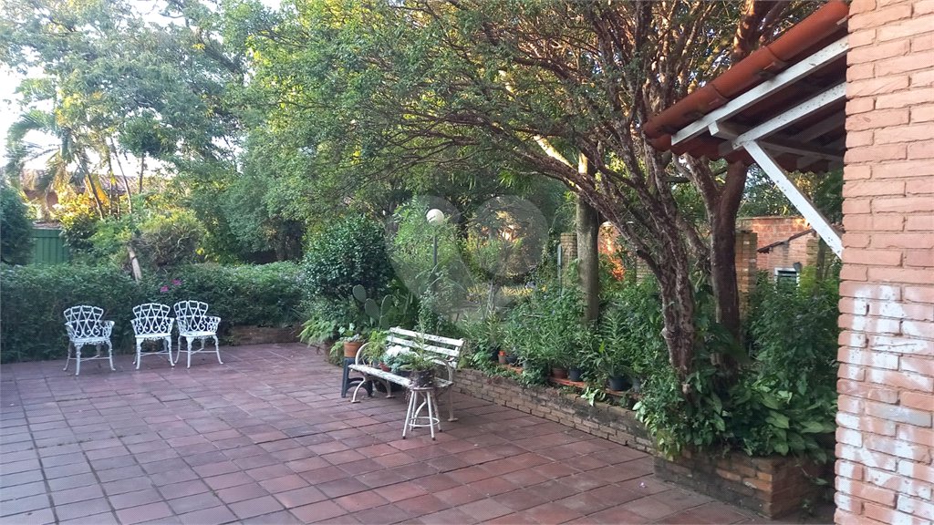 Casa à venda ou para alugar com 4 quartos, sendo 1 suíte, no Centro, Vinhedo, SP