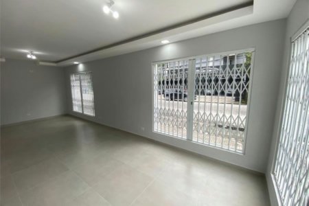 Casa Comercial para locação, Vila Mathias, Santos - CA0415.