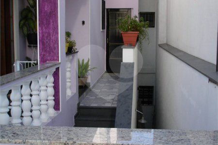 Casa à venda com 4 quartos, sendo 1 suíte, em Vila Paulicéia, São Paulo, SP