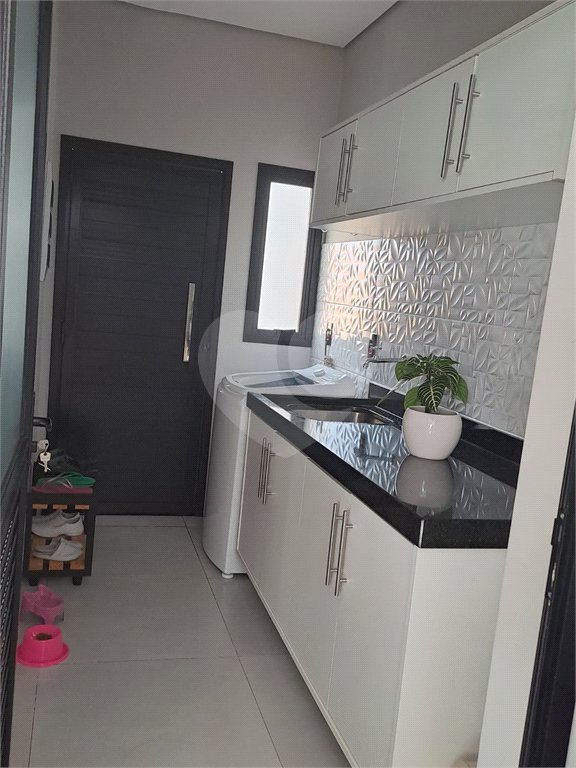 Casa à venda com 3 quartos, sendo 1 suíte, em Village Moutonnée, Salto, SP