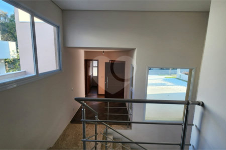 Casa à venda com 4 suítes no condomínio Santa Isabel I, Louveira - SP
