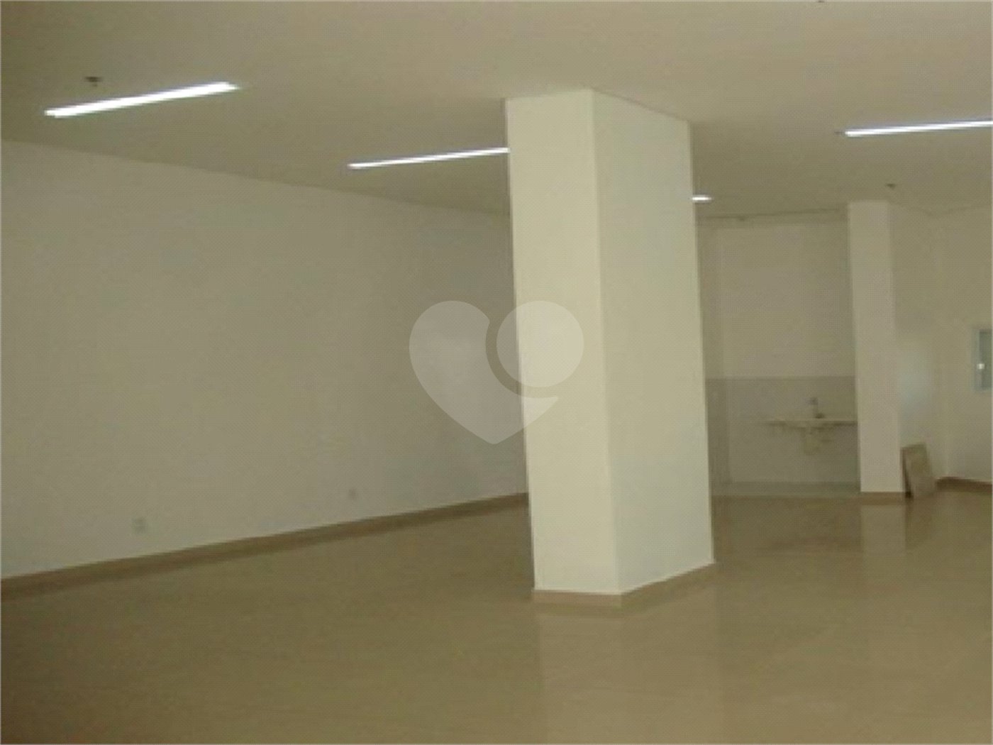 Sala à venda em Vila Trujillo, Sorocaba, SP