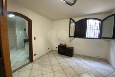 Sobrado à venda com 4 quartos, sendo 1 suíte, em Santana, São Paulo, SP