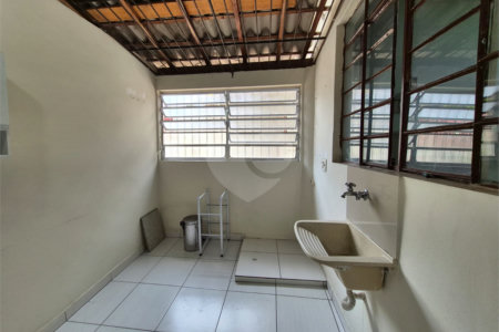 Casa à venda com 2 quartos em Jardim Pinheiros, São Paulo, SP