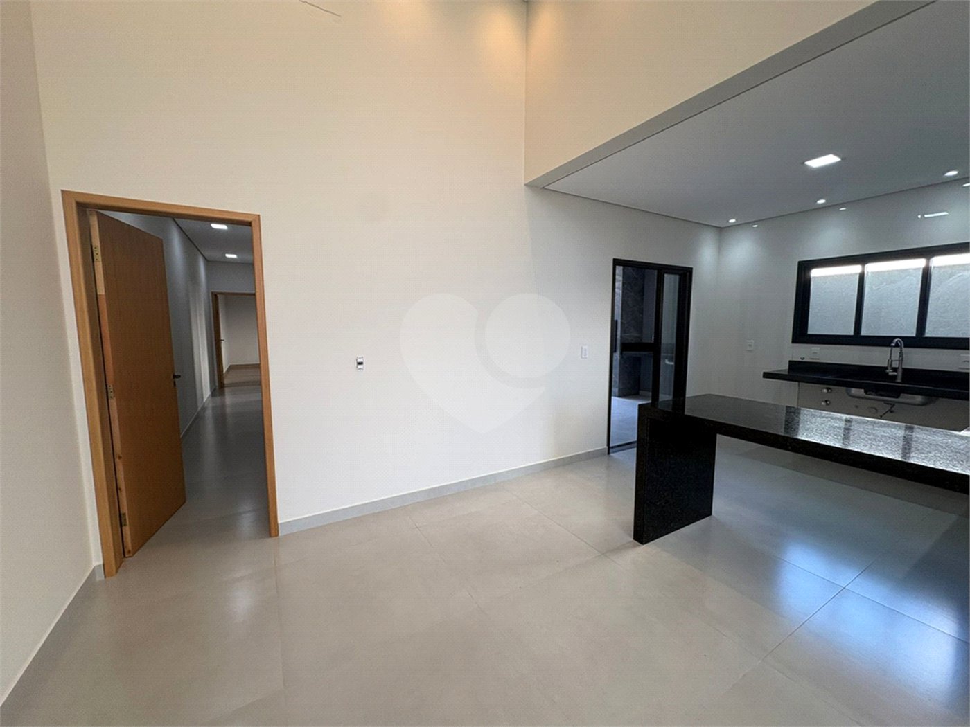 Casa à venda com 3 quartos, sendo 1 suíte, no condomínio Reserva Ipanema, Sorocaba - SP