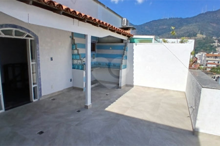 Cobertura à venda com 3 quartos, sendo 1 suíte, em Tijuca, Rio de Janeiro, RJ