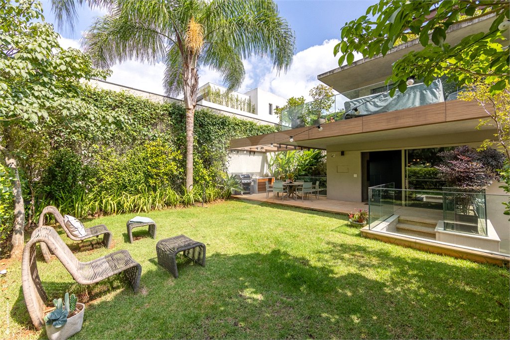 Casa à venda com 3 suítes no condomínio Bothânica Alto de Pinheiros, São Paulo - SP