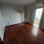 Sobrado à venda com 3 quartos, sendo 1 suíte, em Lar São Paulo, São Paulo, SP