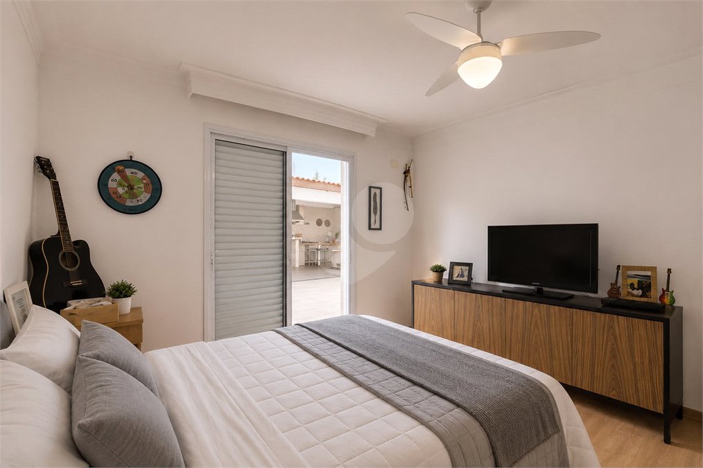 Casa Térrea à venda com 4 quartos, sendo 2 suítes, em Interlagos, São Paulo, SP