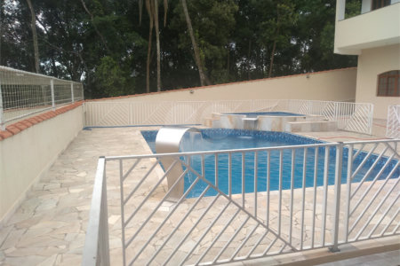 Chácara à venda com 4 suítes em Pirucaia, Mairiporã, SP