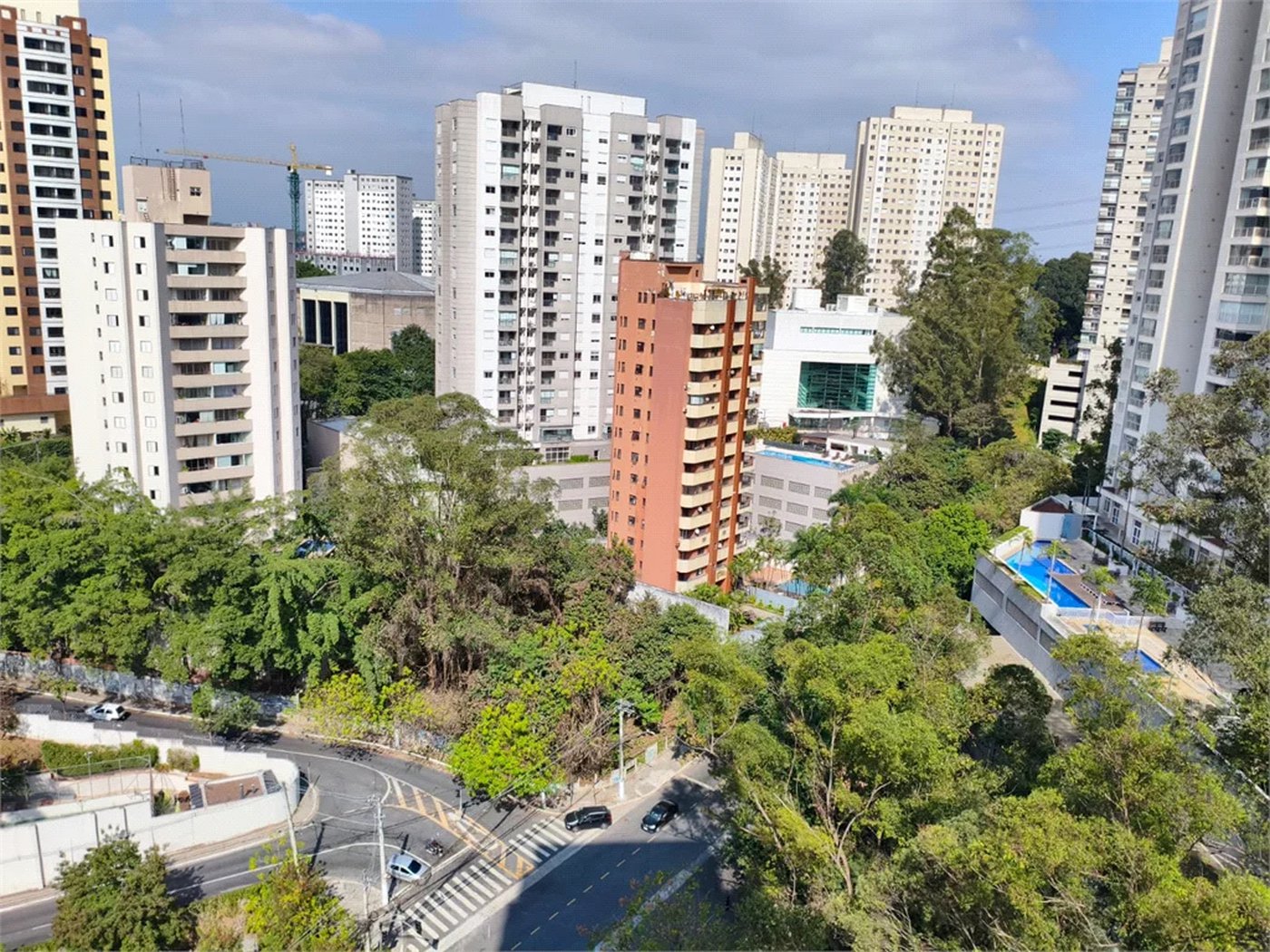 Apartamento à venda com 2 quartos, sendo 1 suíte, em Vila Andrade, São Paulo, SP