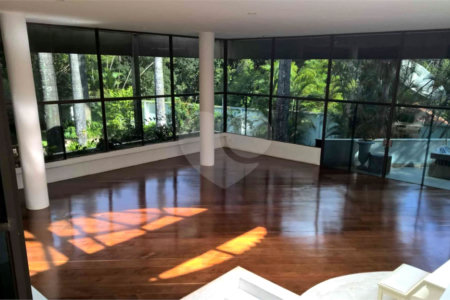 Casa à venda com 4 suítes em Alto da Boa Vista, São Paulo, SP