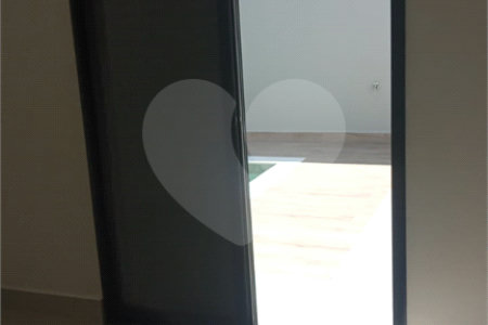 Casa à venda com 3 suítes no condomínio Jardim Residencial Dona Lucilla, Indaiatuba - SP