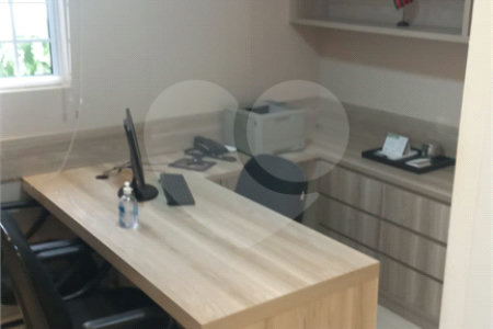 Salão Comercial à venda ou para alugar em Vila Vitória, Mogi das Cruzes, SP