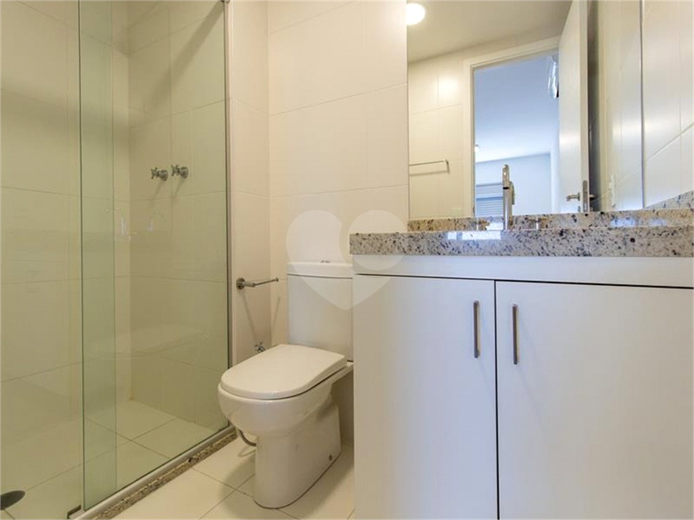 Apartamento à venda ou para alugar com 2 quartos, sendo 1 suíte, em Água Branca, São Paulo, SP
