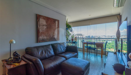 Apartamento à venda com 2 quartos, sendo 1 suíte,  em Alto da Boa Vista, São Paulo, SP