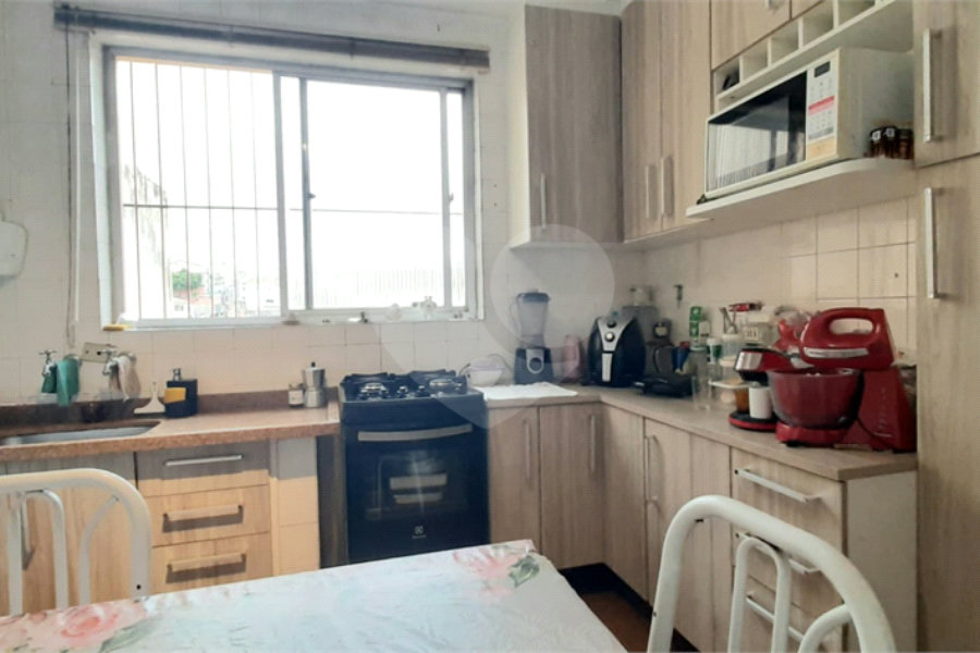 Sobrado à venda com 2 quartos em Tremembé, São Paulo, SP
