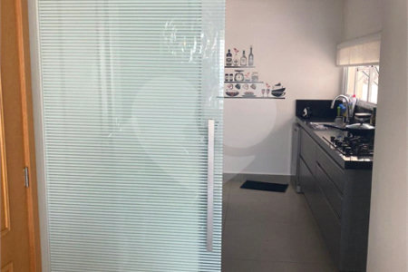 Apartamento à venda com 3 quartos, sendo 1 suíte, no Centro, São Bernardo do Campo, SP