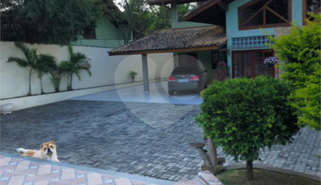 Casa Térrea à venda com 3 quartos, sendo 1 suíte,  em Serra da Cantareira, Mairiporã, SP